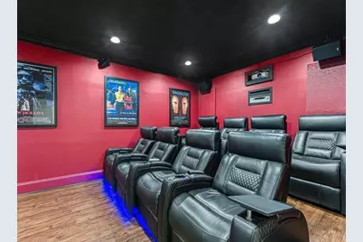 330 N Peachtree Parkway, Peachtree City, GA 30269 - Photo 9