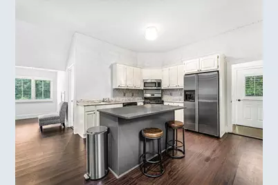 330 N Peachtree Parkway, Peachtree City, GA 30269 - Photo 33