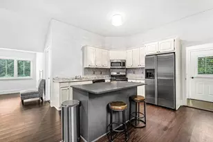 330 N Peachtree Pkwy, Peachtree City, GA 30269 - Photo 33