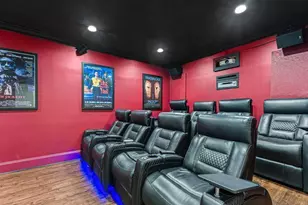 330 N Peachtree Pkwy, Peachtree City, GA 30269 - Photo 9