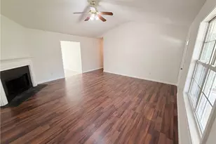 178 April Ln, Jefferson, GA 30549 - Photo 5
