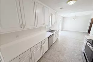 178 April Ln, Jefferson, GA 30549 - Photo 7