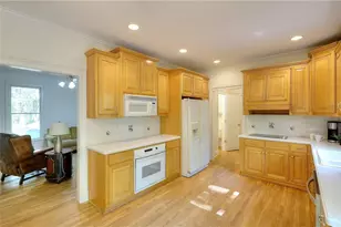 2151 Kari Brook Dr, Monroe, GA 30655 - Photo 9