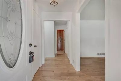 4153 Indian Manor Drive, Stone Mountain, GA 30083 - Photo 7