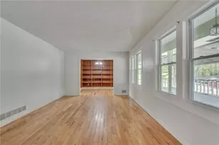 4153 Indian Manor Dr, Stone Mountain, GA 30083 - Photo 9