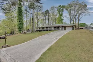 4153 Indian Manor Dr, Stone Mountain, GA 30083 - Photo 1