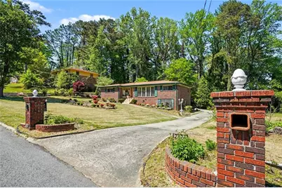 2429 Woodhill Lane, Atlanta, GA 30344 - Photo 5