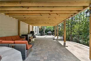 5500 Sherrell Dr, Atlanta, GA 30342 - Photo 39