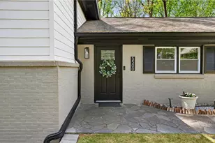 5500 Sherrell Dr, Atlanta, GA 30342 - Photo 5