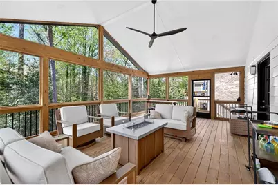 5500 Sherrell Drive, Atlanta, GA 30342 - Photo 11