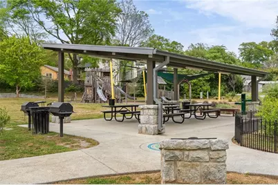 1210 Pine Grove Avenue NE, Brookhaven, GA 30319 - Photo 7