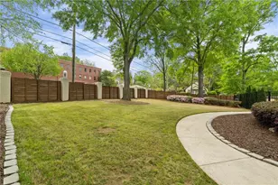 1210 Pine Grove Ave NE, Brookhaven, GA 30319 - Photo 5