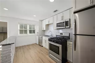 880 St Charles Ave NE, Atlanta, GA 30306 - Photo 3