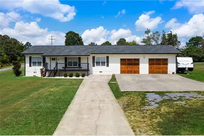 106 Valley View Circle SE, Calhoun, GA 30701 - Photo 1