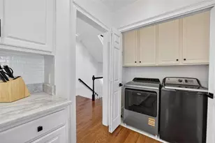 1015 Heatherbrook Ln, Atlanta, GA 30324 - Photo 11