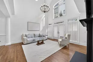 1015 Heatherbrook Ln, Atlanta, GA 30324 - Photo 5