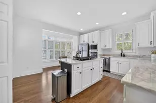 1015 Heatherbrook Ln, Atlanta, GA 30324 - Photo 9