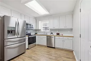 238 Ivy Hills Cir, Mount Airy, GA 30563 - Photo 5