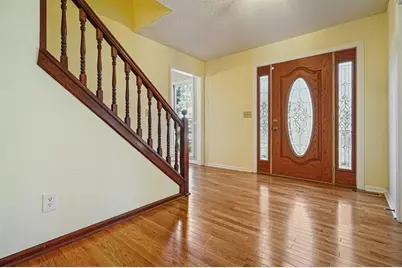 4241 Glenforest Way NE, Roswell, GA 30075 - Photo 3