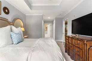 2277 Peachtree Rd NE, Atlanta, GA 30309 - Photo 9