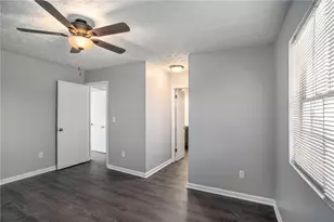 5474 Glen Haven Dr, Atlanta, GA 30349 - Photo 9