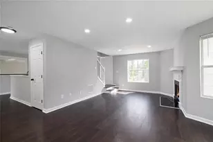 5356 Biffle Rd, Stone Mountain, GA 30088 - Photo 7