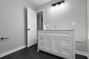 5356 Biffle Rd, Stone Mountain, GA 30088 - Photo 13
