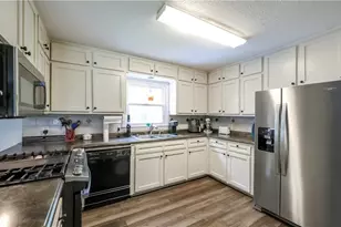 187 Jennifer Ln, Carrollton, GA 30116 - Photo 9