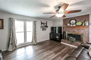 187 Jennifer Ln, Carrollton, GA 30116 - Photo 5