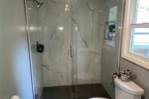 2901 Victoria Dr, Marietta, GA 30068 - Photo 13