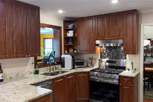 2901 Victoria Dr, Marietta, GA 30068 - Photo 3