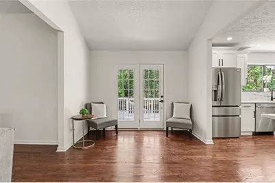 115 Ansley Court, Roswell, GA 30076 - Photo 13