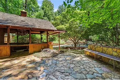 320 Skyridge Drive, Atlanta, GA 30350 - Photo 47