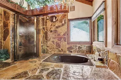 320 Skyridge Drive, Atlanta, GA 30350 - Photo 35
