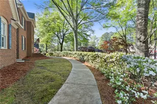 556 Daisy Nash Dr SW, Lilburn, GA 30047 - Photo 37