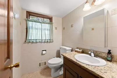 556 Daisy Nash Drive SW, Lilburn, GA 30047 - Photo 17