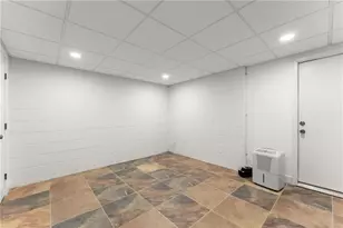 556 Daisy Nash Dr SW, Lilburn, GA 30047 - Photo 35