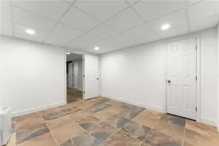 556 Daisy Nash Dr SW, Lilburn, GA 30047 - Photo 37