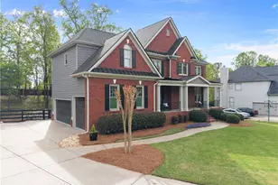 1045 Coleridge Way, Suwanee, GA 30024 - Photo 3