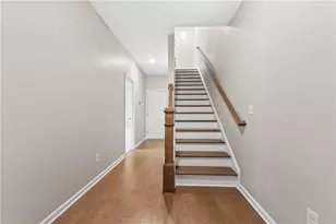 4239 Hickory Pne Aly, Doraville, GA 30360 - Photo 3