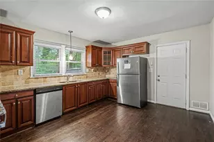 2615 Glenvalley Dr, Decatur, GA 30032 - Photo 5