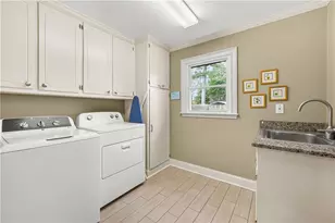 208 Larcom Ln, Griffin, GA 30224 - Photo 31