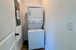 1915 Driftwood Cir, Cumming, GA 30041 - Photo 13