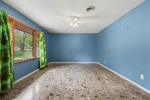 7019 Lake View Ln, Peachtree Corners, GA 30360 - Photo 7