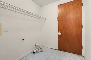 7019 Lake View Ln, Peachtree Corners, GA 30360 - Photo 23