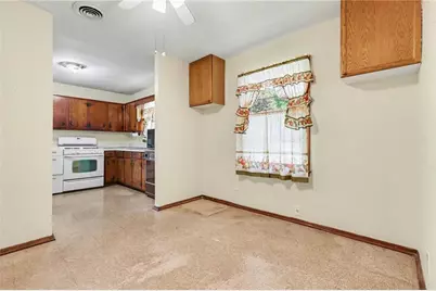 7019 Lakeview Lane, Peachtree Corners, GA 30360 - Photo 9