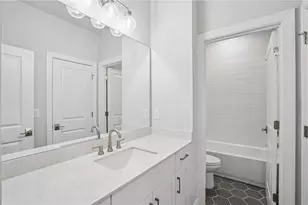 1019 Crown Oak St, Johns Creek, GA 30022 - Photo 35