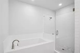 1019 Crown Oak St, Johns Creek, GA 30022 - Photo 31