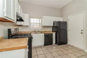 4899 Hairston Pl, Stone Mountain, GA 30088 - Photo 7