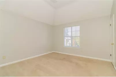 4899 Hairston Place, Stone Mountain, GA 30088 - Photo 11